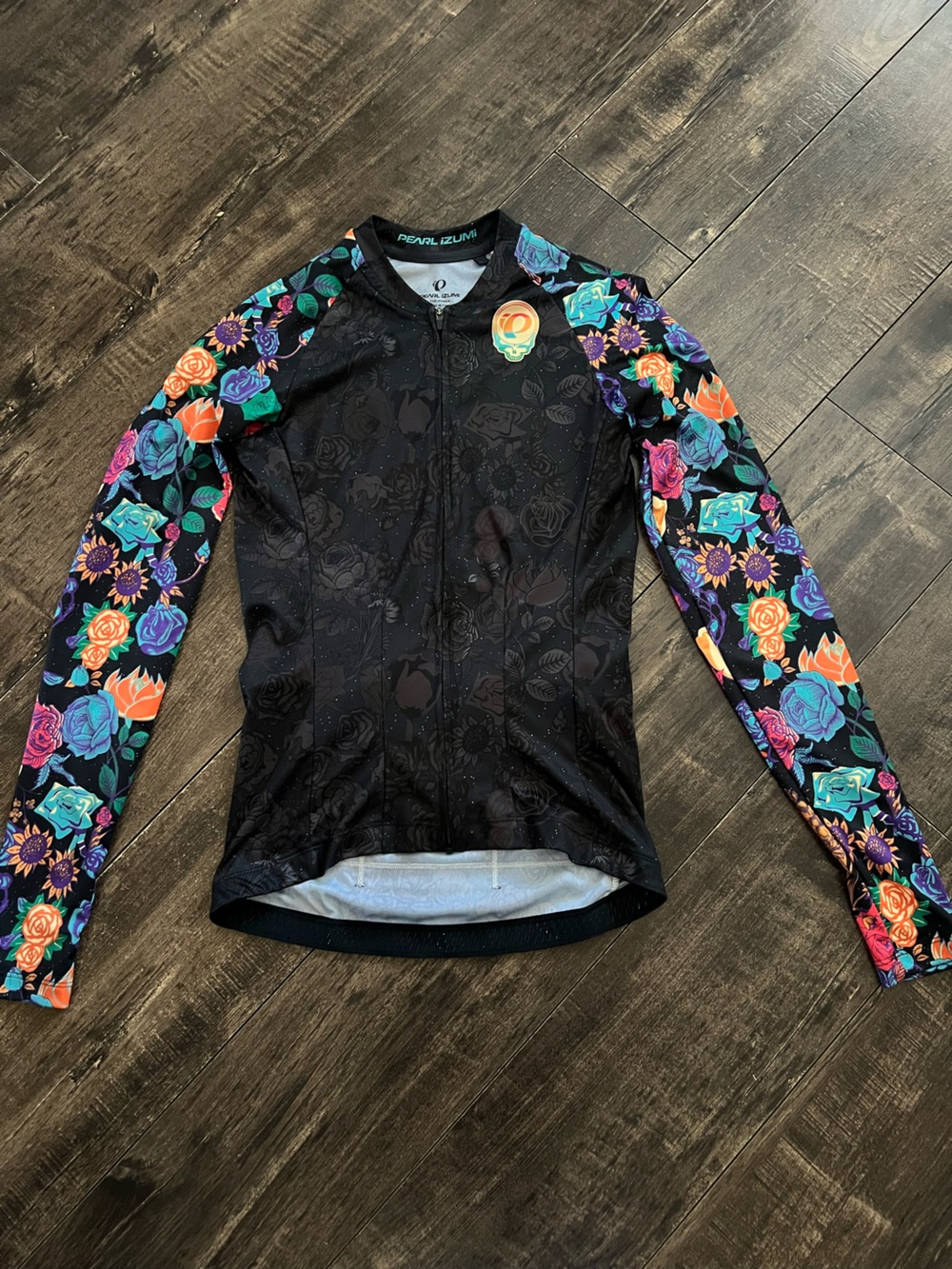 Pearl Izumi Women's Black Long Sleeve Floral Cycling Jersey